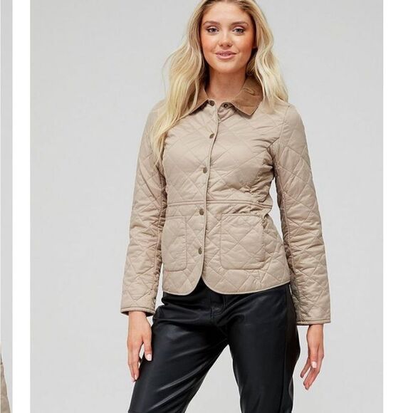 DEVERON QUILTED JACKET IN BEIGE
Size 14 - Picture 4 of 14